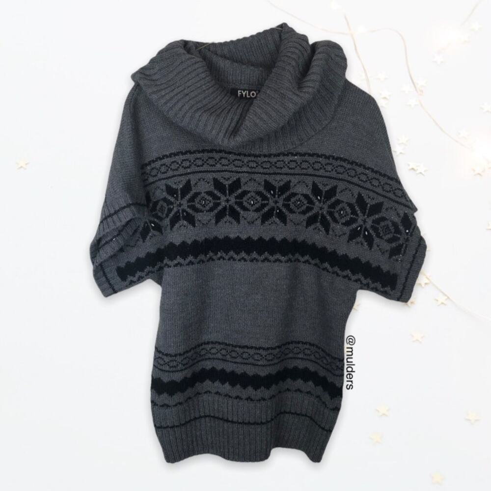 Fylo by Nylon Nordic Fair Isle Christmas Snowflake Gray Cowl Neck Sweater